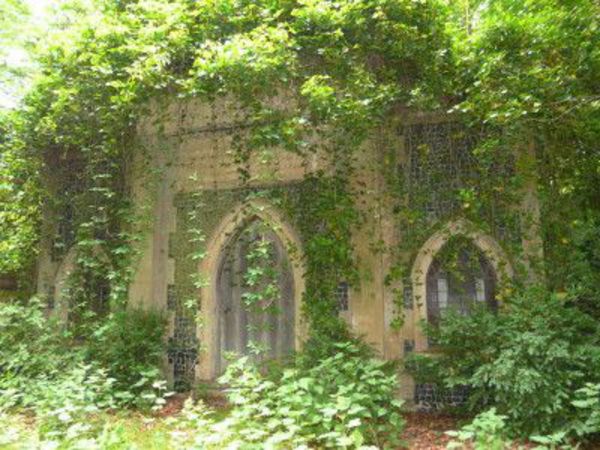 Kenyon Mausoleum