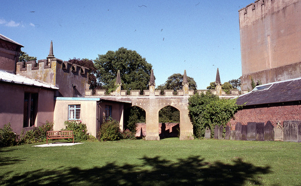 Barry Mausoleum