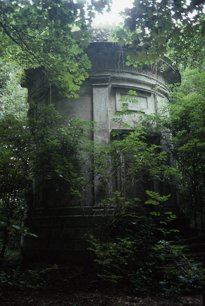 Raikes Mausoleum, Welton Dale