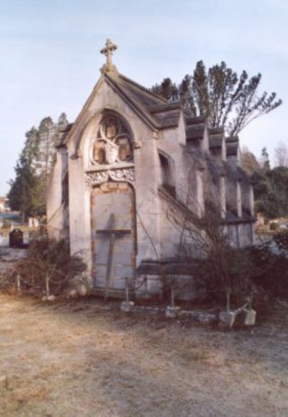 Nicols Mausoleum